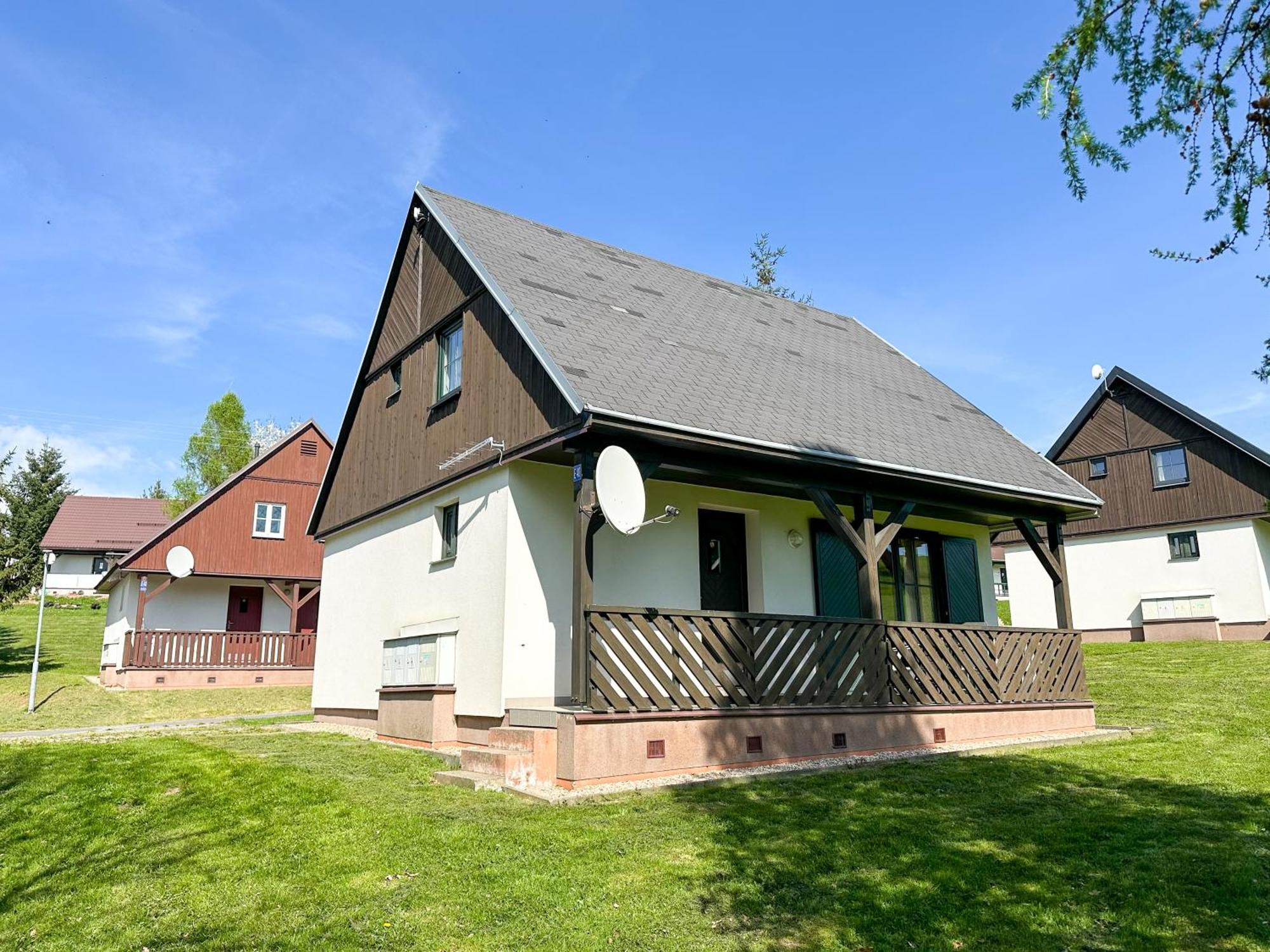 Ctyricitka Na Stastnem Kopci Villa Cerny Dul Bagian luar foto